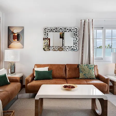 Khaleesi Playa Blanca